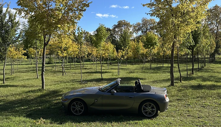 location-BMW-Le Puy-Sainte-Réparade-roadstr