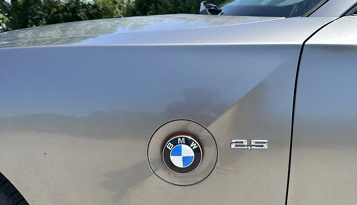 location-BMW-Le Puy-Sainte-Réparade-roadstr