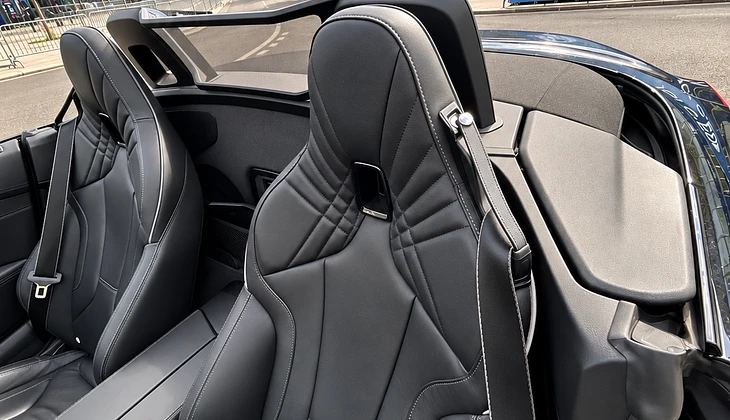 location-BMW-Paris-roadstr