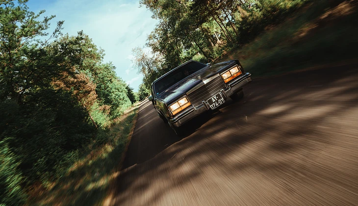 location-CADILLAC-Villebaudon-roadstr