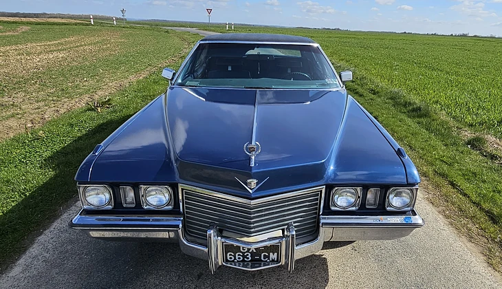 location-CADILLAC-Camps-en-Amiénois-roadstr