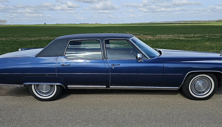 location-CADILLAC-Camps-en-Amiénois-roadstr