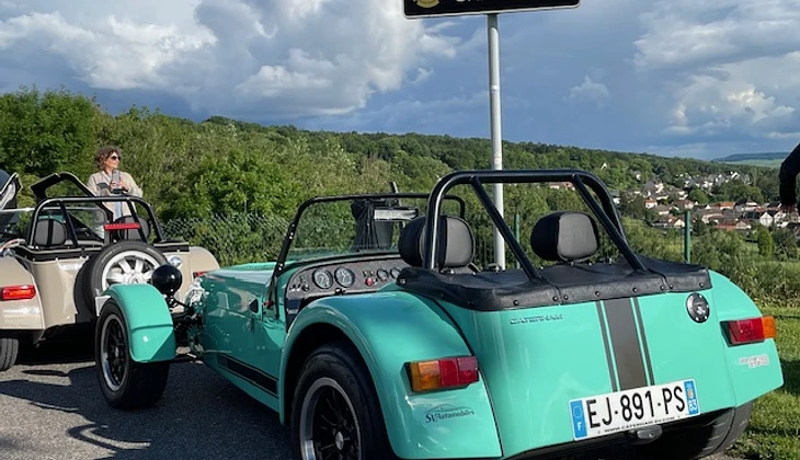 location-CATERHAM-Chouilly-roadstr