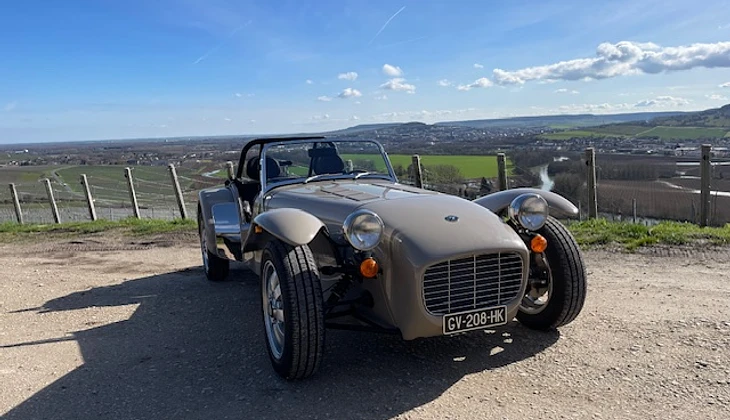 location-CATERHAM-Chouilly-roadstr