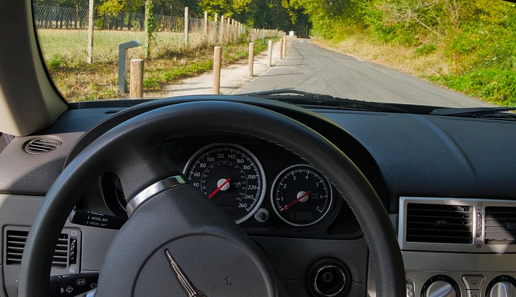 location-CHRYSLER-Bois-d'Arcy-roadstr