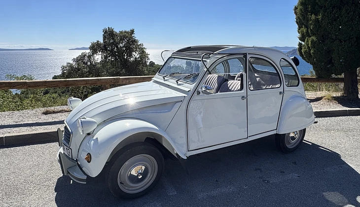 location-CITROEN-Sanary-sur-Mer-roadstr