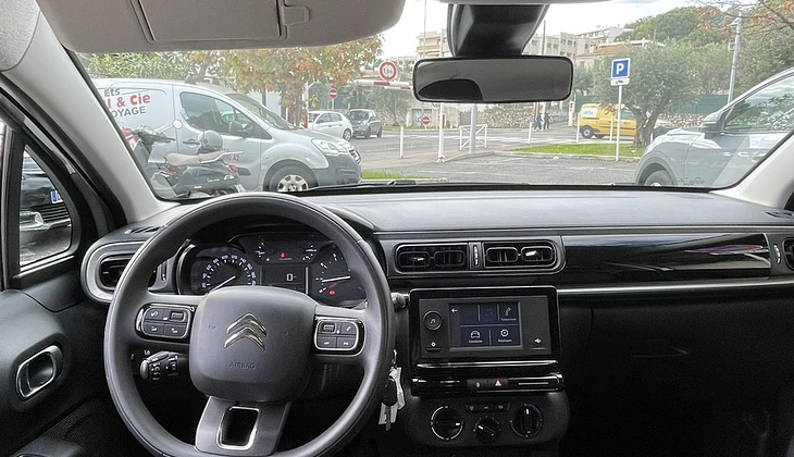 location-CITROEN-Antibes-roadstr