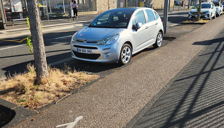 location-CITROEN-Clermont-Ferrand-roadstr