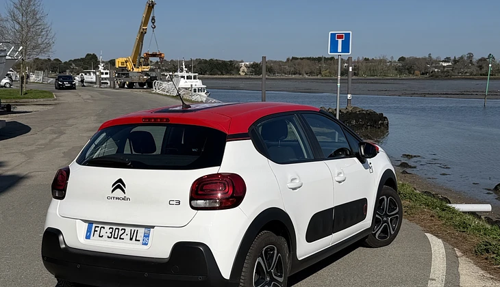 location-CITROEN-Vannes-roadstr