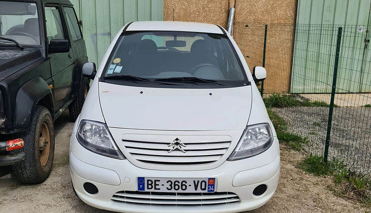 location-CITROEN-Hyères-roadstr