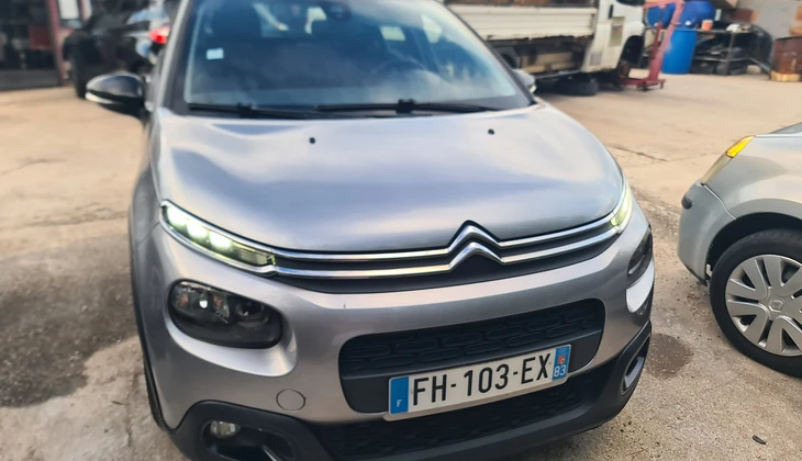 location-CITROEN-Hyères-roadstr
