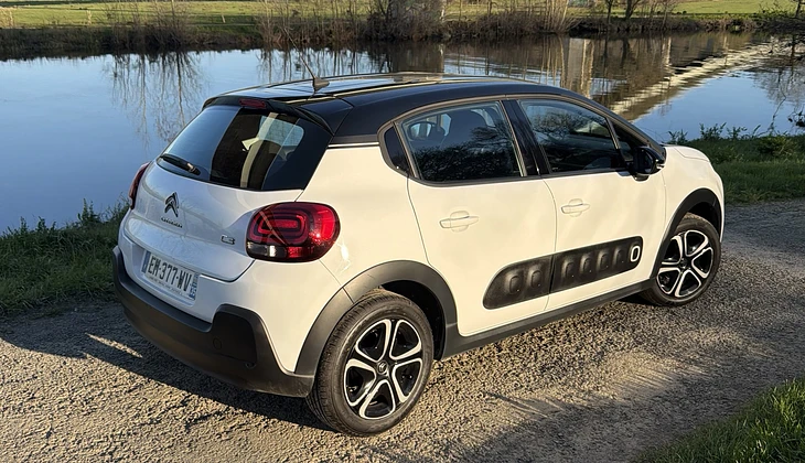 location-CITROEN-Vannes-roadstr
