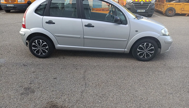 location-CITROEN-Marseille-roadstr