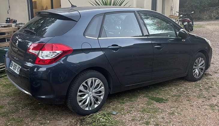 location-CITROEN-Bonifacio-roadstr