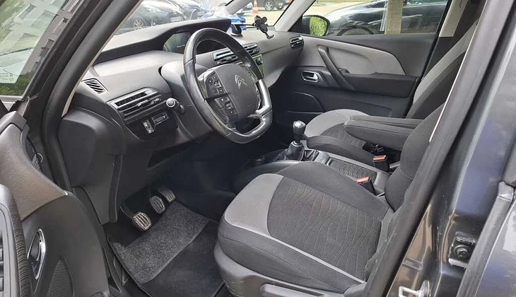 location-CITROEN-Paris-roadstr