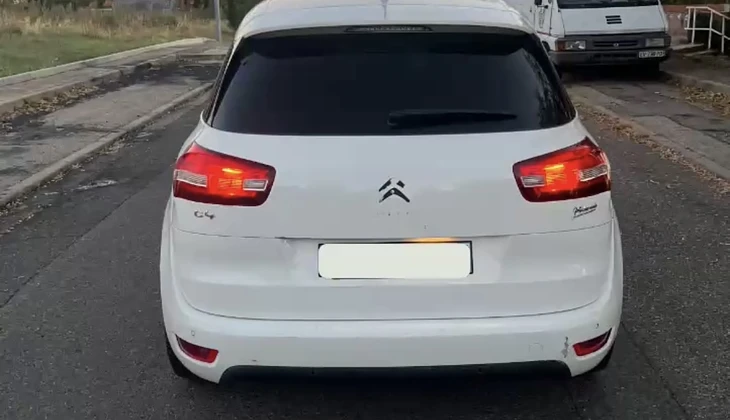 location-CITROEN-Saint-Étienne-roadstr