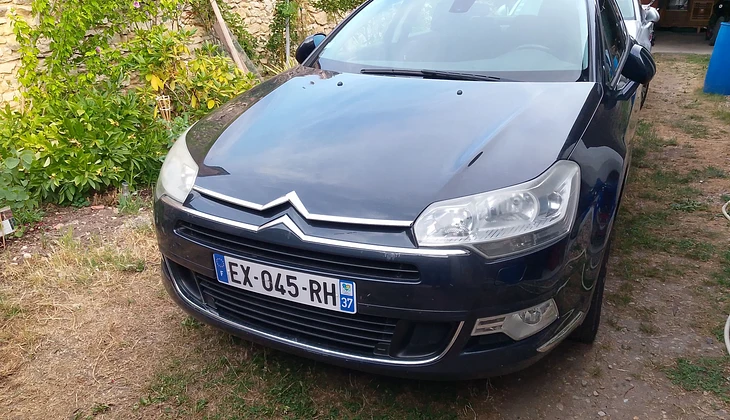 location-CITROEN-Montlouis-sur-Loire-roadstr