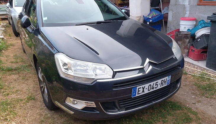 location-CITROEN-Montlouis-sur-Loire-roadstr