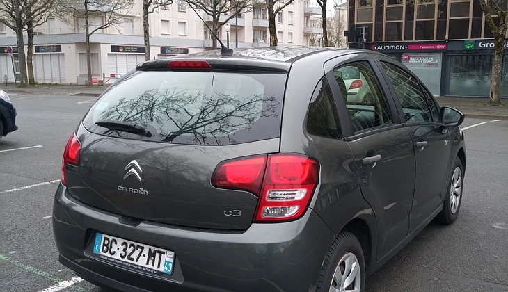 location-CITROEN-Les Ponts-de-Cé-roadstr