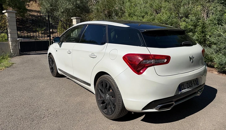location-CITROEN-Puget-sur-Argens-roadstr
