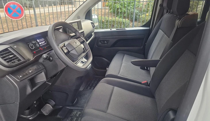 location-CITROEN-Montévrain-roadstr