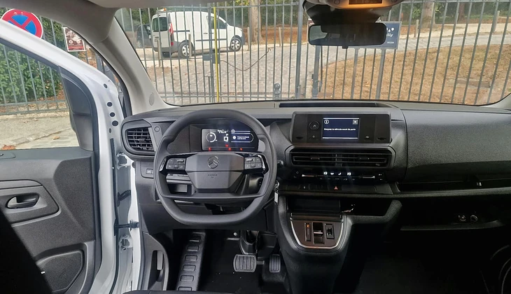 location-CITROEN-Montévrain-roadstr