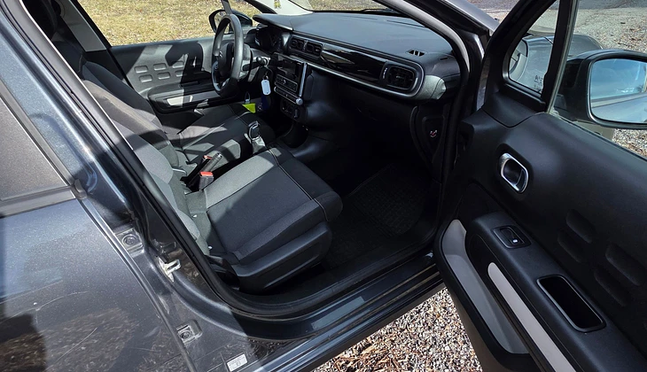 location-CITROEN-Châteauroux-les-Alpes-roadstr