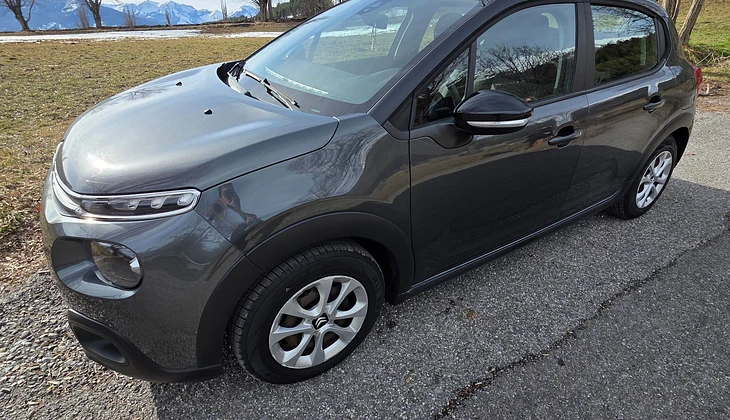 location-CITROEN-Châteauroux-les-Alpes-roadstr