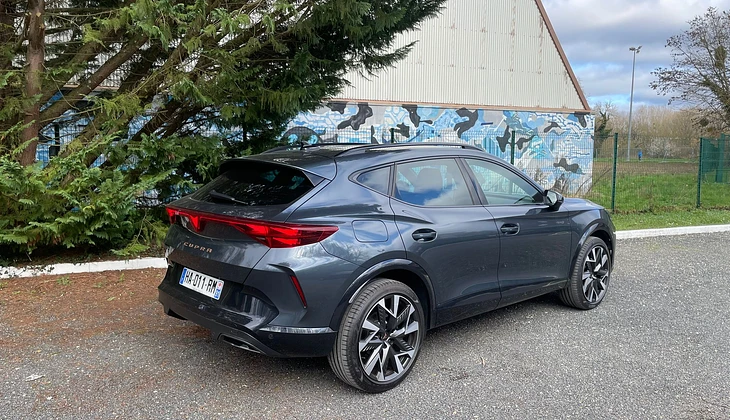 location-CUPRA-Paris-roadstr
