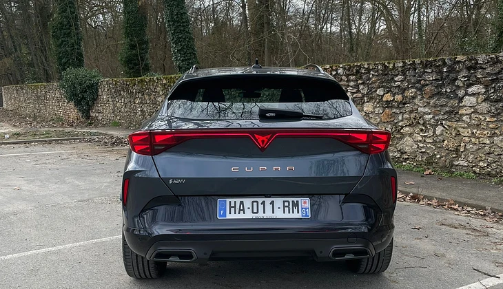 location-CUPRA-Paris-roadstr