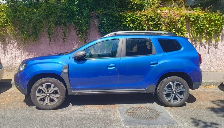 location-DACIA-Lyon-roadstr