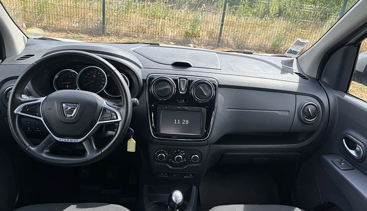 location-DACIA-Goussainville-roadstr
