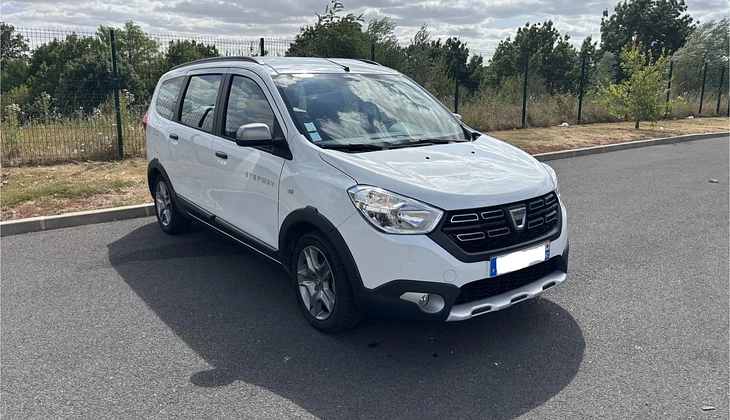 location-DACIA-Goussainville-roadstr
