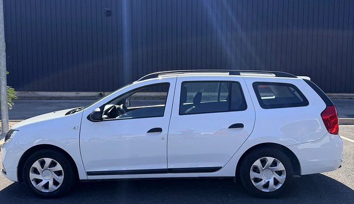 location-DACIA-Castelnau-le-Lez-roadstr