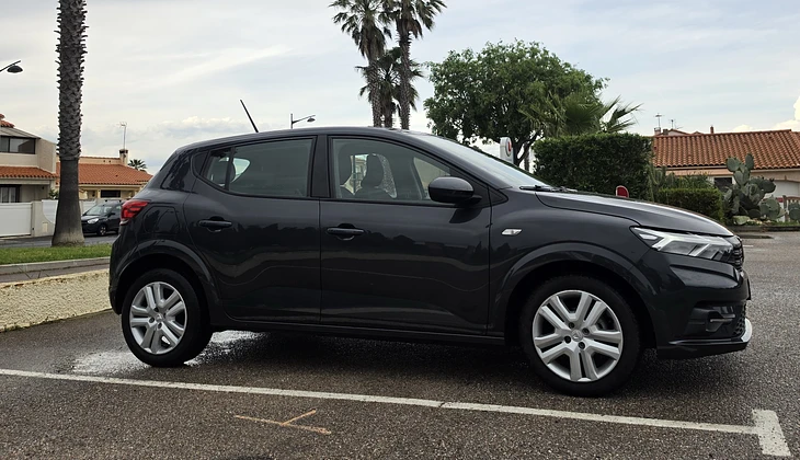 location-DACIA-Perpignan-roadstr