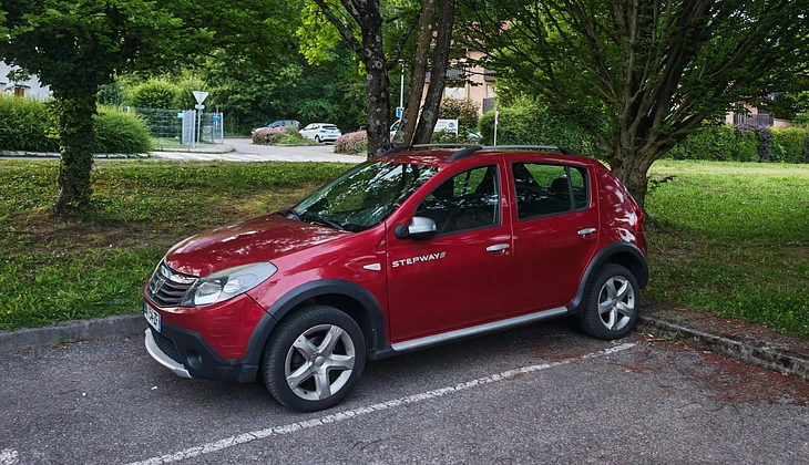 location-DACIA-Ajaccio-roadstr