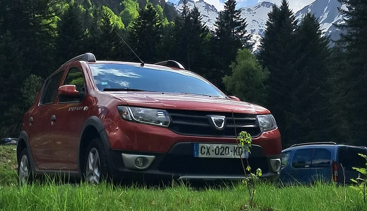 location-DACIA-Bordeaux-roadstr