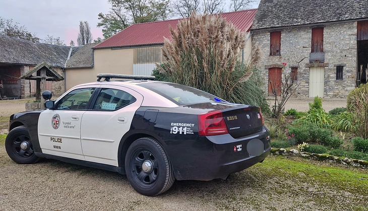 location-DODGE-Saint-Chéron-roadstr