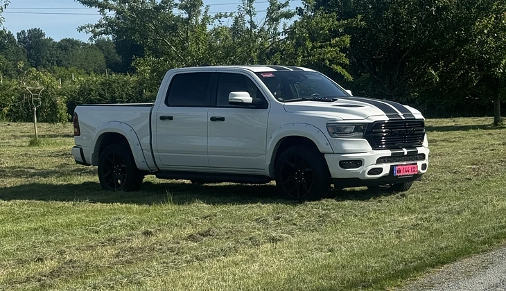 location-DODGE-Quinsac-roadstr
