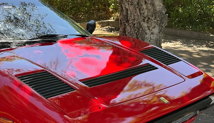 location-FERRARI-Le Lavandou-roadstr