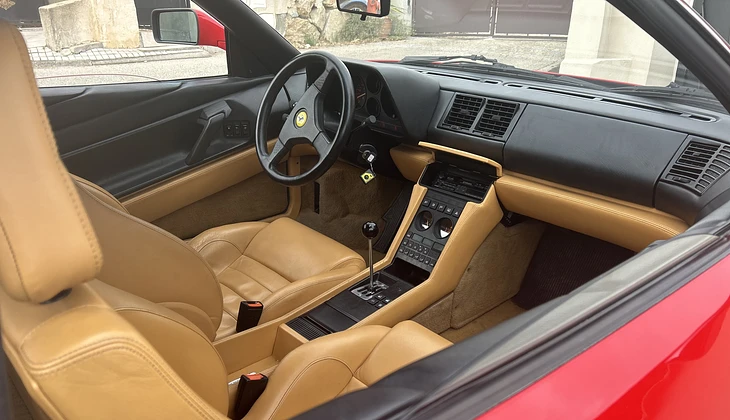 location-FERRARI-Polminhac-roadstr