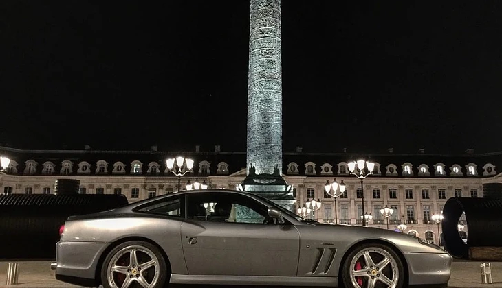 location-FERRARI-Paris-roadstr