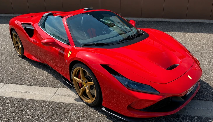 location-FERRARI-Bruges-roadstr