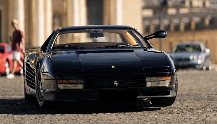 location-FERRARI-Paris-roadstr