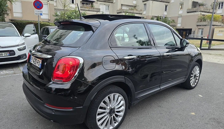 location-FIAT-Évry-Courcouronnes-roadstr