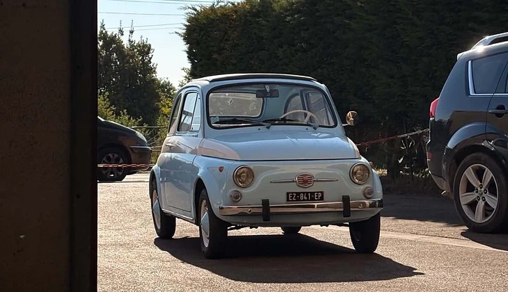 location-FIAT-Offekerque-roadstr