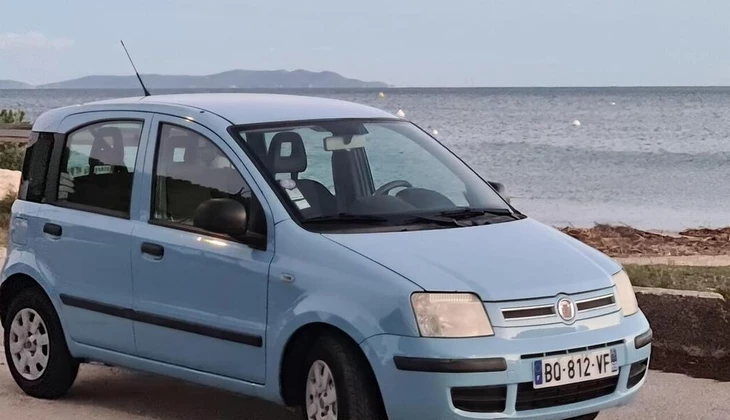 location-FIAT-Hyères-roadstr