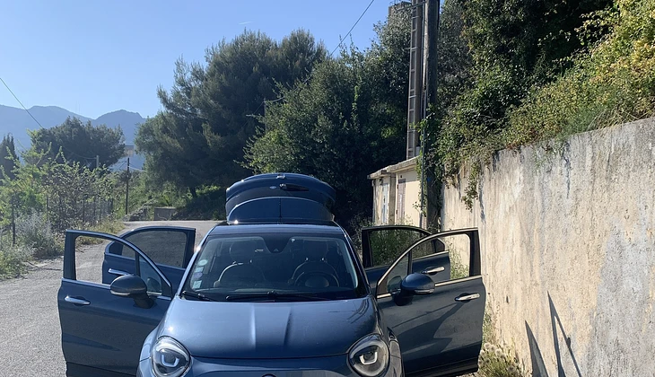 location-FIAT-Menton-roadstr