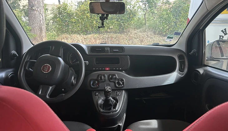 location-FIAT-Aubagne-roadstr