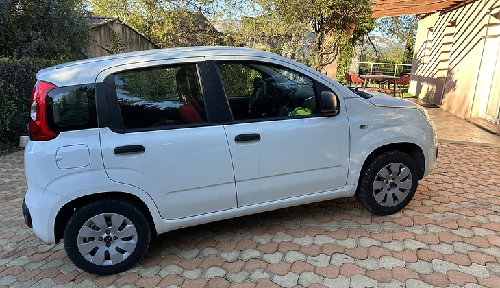location-FIAT-Aubagne-roadstr